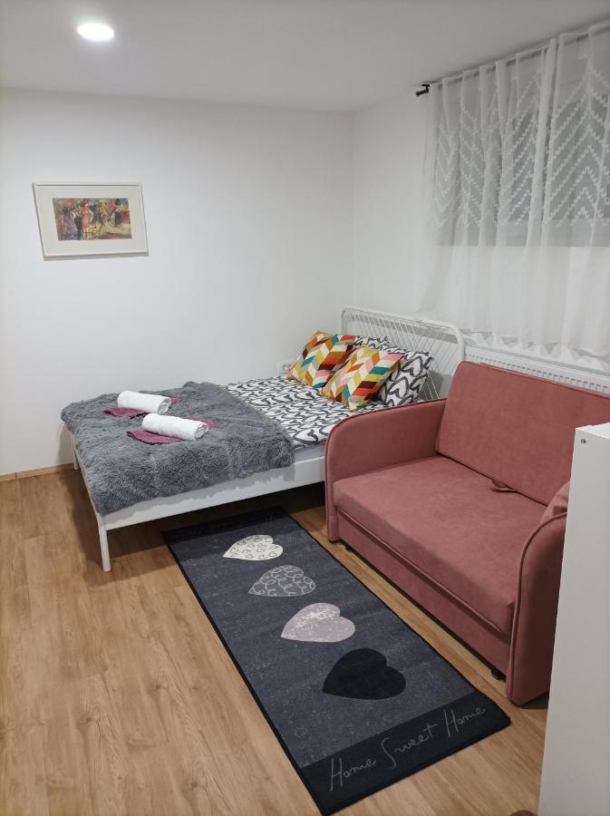 Apartma Juli ゴレンスカ地方 エクステリア 写真
